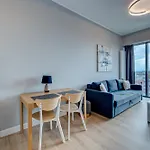 شقة Hanza Tower Swimming Pool & High Floor With Balcony! *