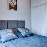 Hanza Tower Swimming Pool & High Floor With Balcony! شقة