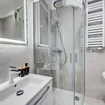 Hanza Tower Swimming Pool & High Floor With Balcony! شقة *