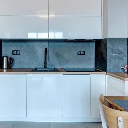 Daire Hanza Tower Swimming Pool & High Floor With Balcony! *